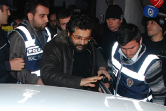 Soner Yalçın adliyede