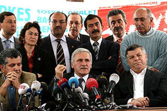 Sendikalar Kanunu yeniden şekillendirildi