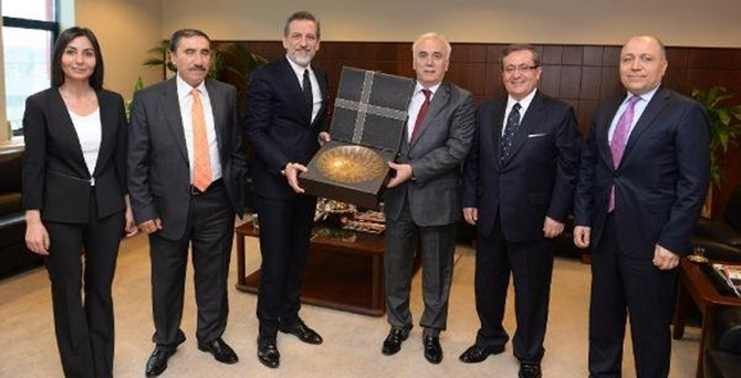 "Bankalar düşük faiz ortamında kazanır"