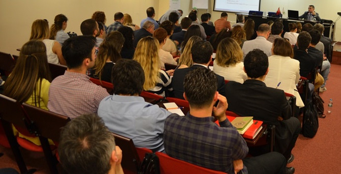 UİB’den ihracatçılara 'markalaşma' semineri