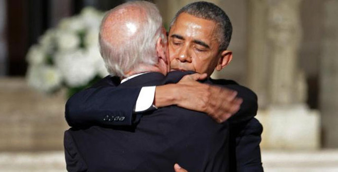 Obama 'sağ koluna' kavuştu