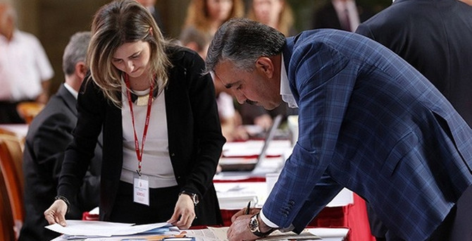 Meclis'te ilk kaydı Özegen yaptırdı