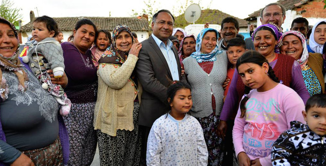 Romanlar Meclis'i şenlendirecek