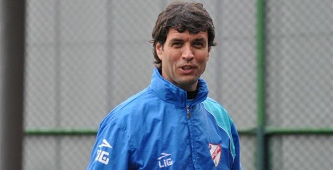 Balıkesirspor teknik direktörü istifa etti