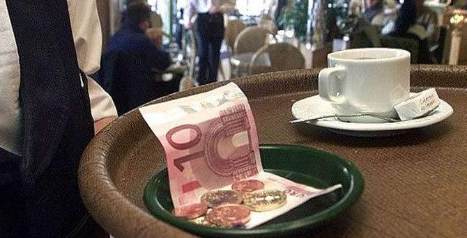 Euro bölgesi enflasyonu yüzde 0.3 arttı
