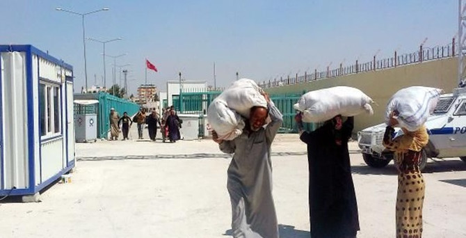 Sınırda geri dönüşler başladı