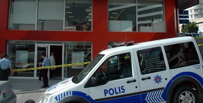 Bağcılar'da pompalıyla banka soygunu