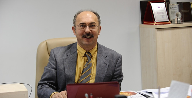 ‘Sanayisizleşiyoruz, inşaat köpüğünden çıkış sancılı olur’
