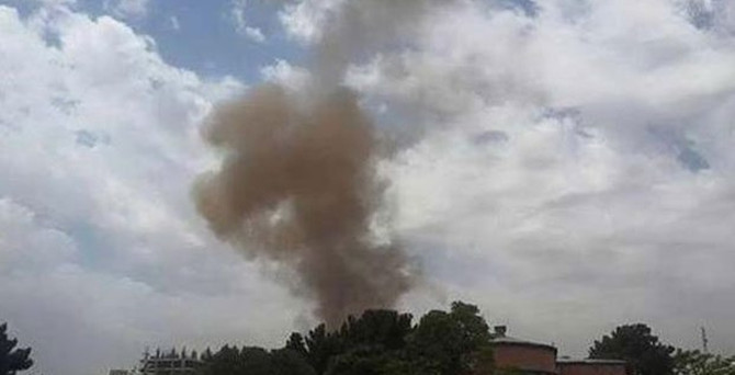 Afganistan parlamentosuna bombalı saldırı