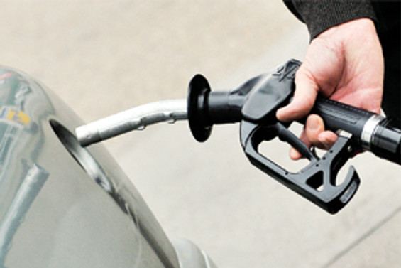 Benzine 1 kuruşluk zam yapıldı
