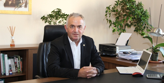 'Belediyeler yerli tercih ederse süs bitkileri ithalatı azalır'