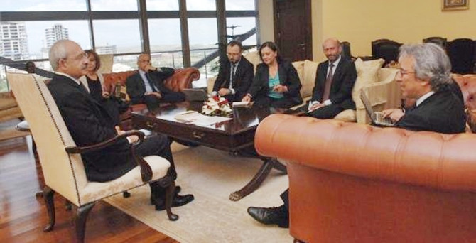 Kılıçdaroğlu, Cumhuriyet Gazetesi heyetini kabul etti