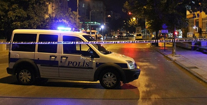 İzmir'de 14 kilo patlayıcı ele geçirildi!