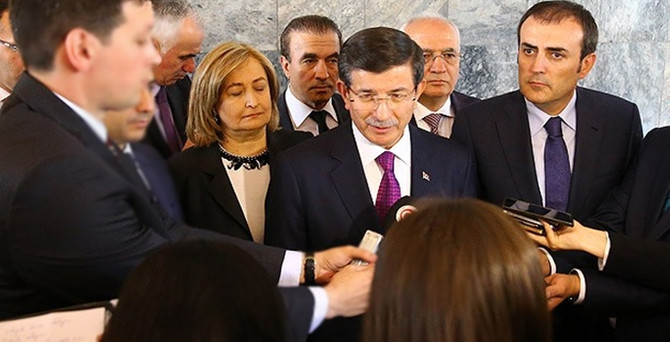'MHP'nin tutumu koalisyon mesajı vermez'