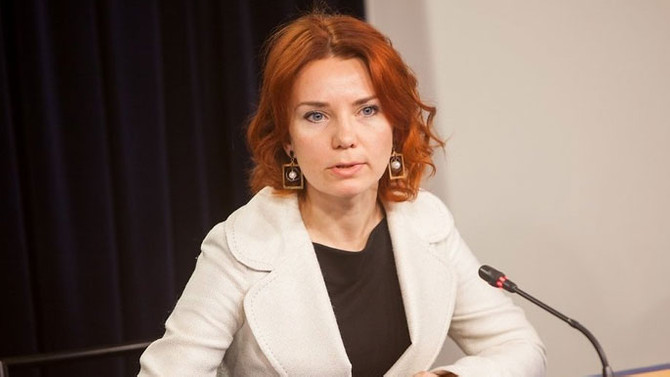 Bakan, babası yüzünden istifa etti