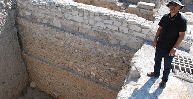 Denizli'de bin 900 yıllık tahıl ambarı bulundu
