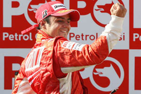 İstanbul Park'ın en hızlısı Felipe Massa