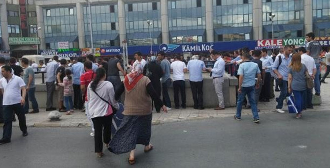 Esenler Otogarı'nda sopalı kavga