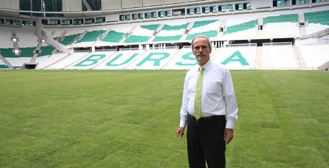 Timsah Arena’da saha yeşillendi