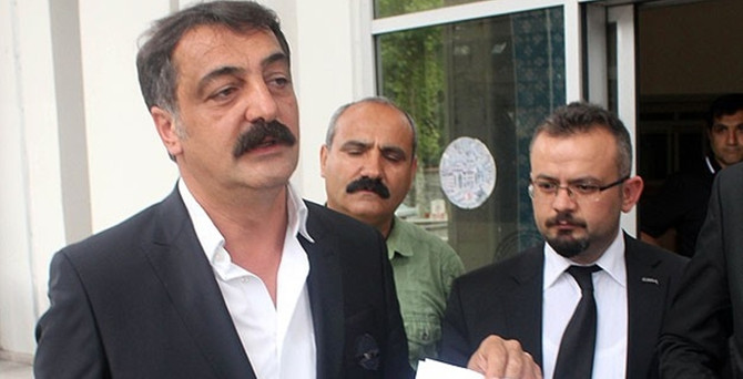 Halaçoğlu'na 1 liralık tazminat davası