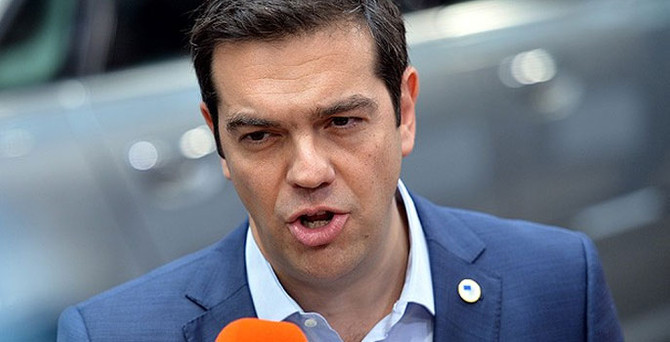 Komşu'da hangi parti önde?