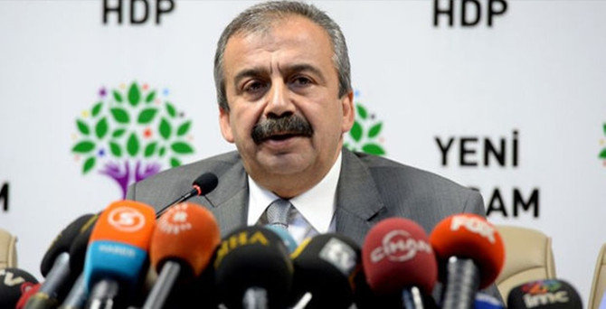 'AKP-CHP koalisyonunda yapıcıyız'