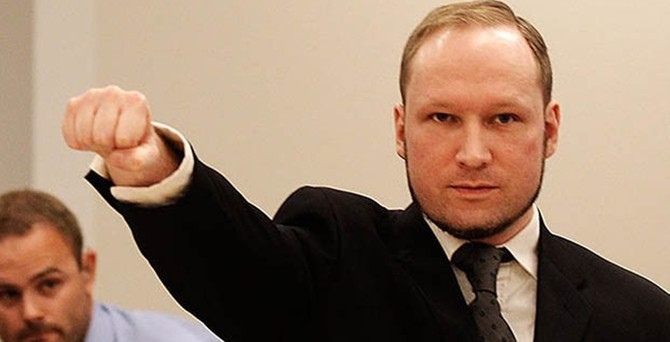 Norveç katliamcısı üniversiteye yazılıyor