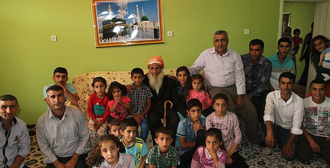 107 torunuyla bayramlaştı
