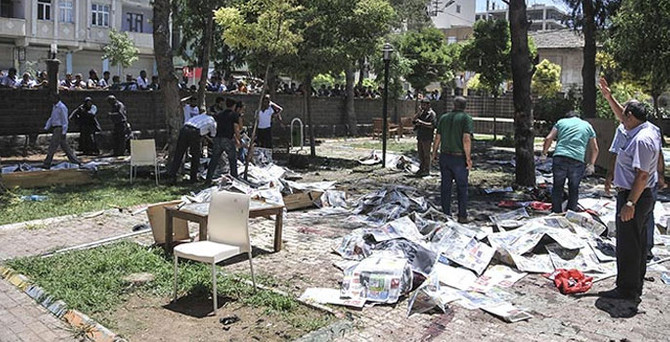 Dünya patlamayı böyle duyurdu