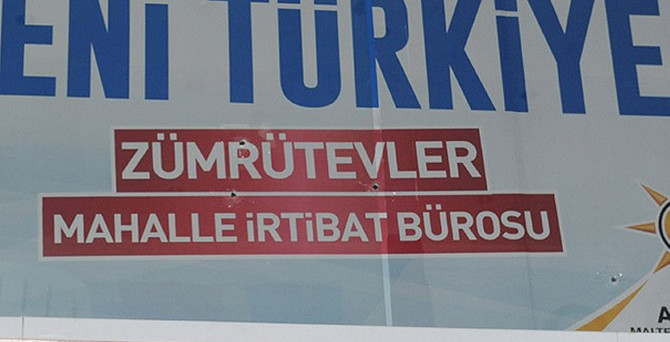 İstanbul'da AK Parti bürosuna saldırı