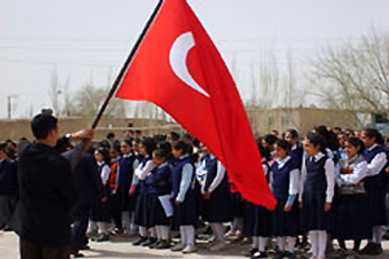 'Türküm, doğruyum'a devam
