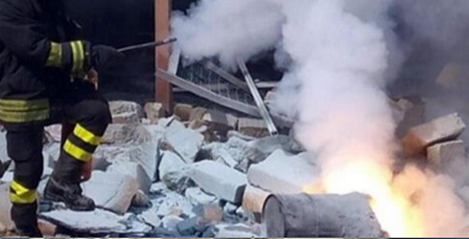 İtalya'da havai fişek fabrikasında patlama: 7 ölü