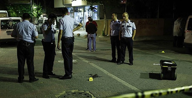Diyarbakır'da polise saldırı
