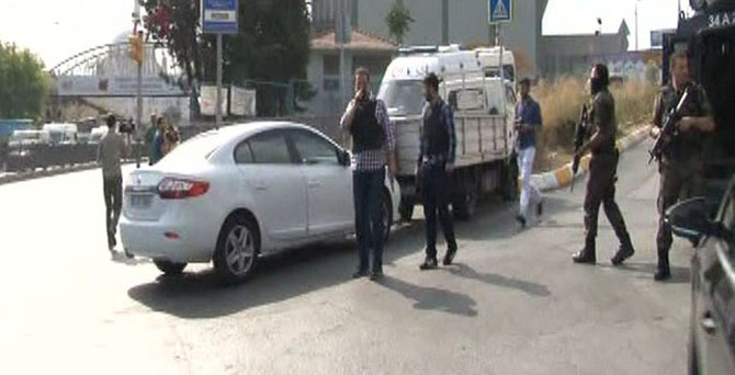 İstanbul'da polise silahlı saldırı