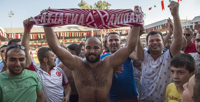 Kırkpınar'da yeni başpehlivan belli oldu