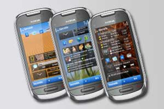 Nokia C7 tasarımıyla dikkat çekiyor