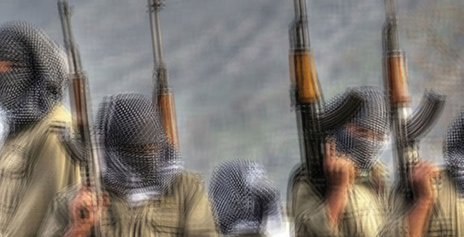 PKK'lılar askeri helikoptere ateş açtı