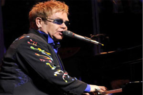Elton John, 10 yıl sonra tekrar Türkiye'ye geliyor