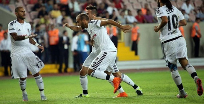 Beşiktaş derbi galibiyetine hasret