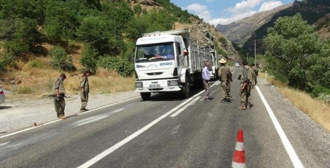 Ovacık'ın dünyayla bağlantısı kesildi