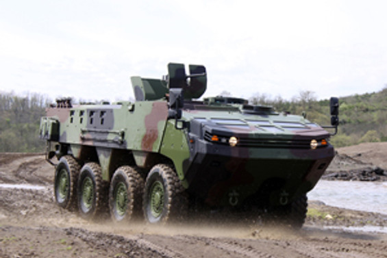 Otokar'ın 8x8'i görücüye çıktı