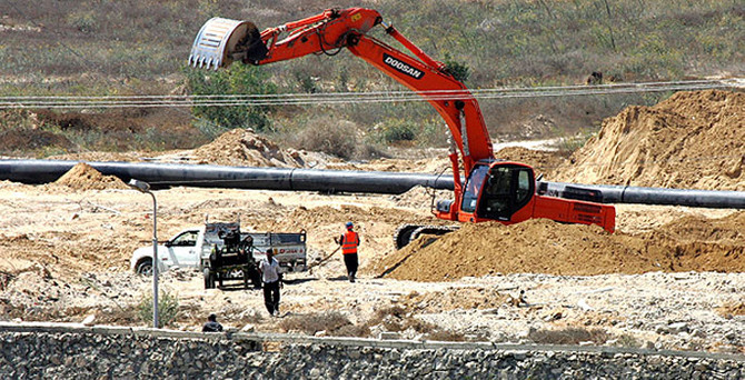 Filistin'in 'can damarlarını' kesiyor