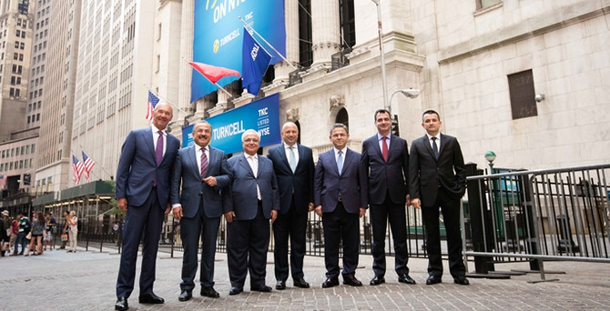 New York Borsası'nda gong Turkcell'in 15. yılı için çaldı