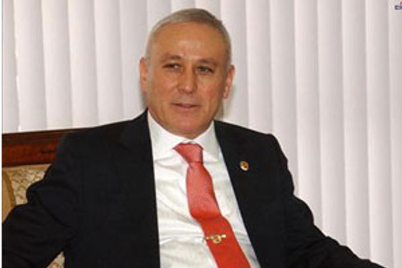 Baskın iki bakanı karşı karşıya getirdi