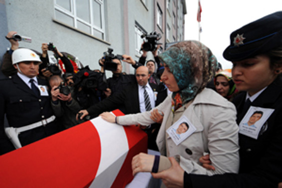 Şehit polis Şahin için son görev