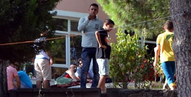 Ayvalık'ta 61 Suriyeli kaçak yakalandı