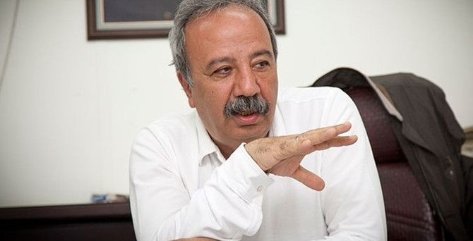 ‘Ruhsatlara güvenin azalması madenciliği olumsuz etkiliyor’