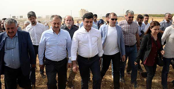 HDP heyeti İdil'e döndü