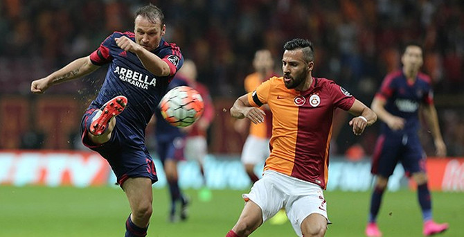 Galatasaray evinde 2 puan kaybetti