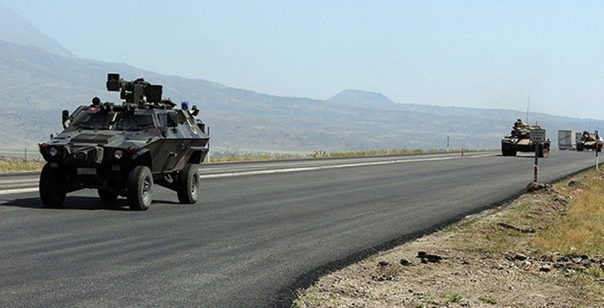 Hudut birliğine taciz ateşi: 1 asker yaralı